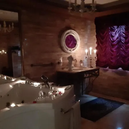 Casa Maria Roses Guest house 4*